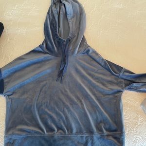 NWT Arie Offline Soft Pullover Hoodie Sweatshirt in Blue